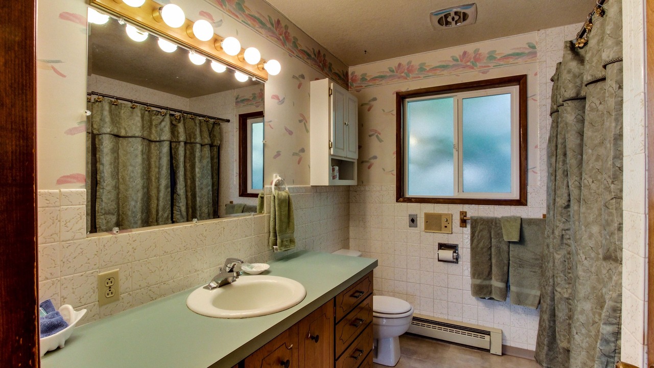 Photo of Bathroom in Otter Rock