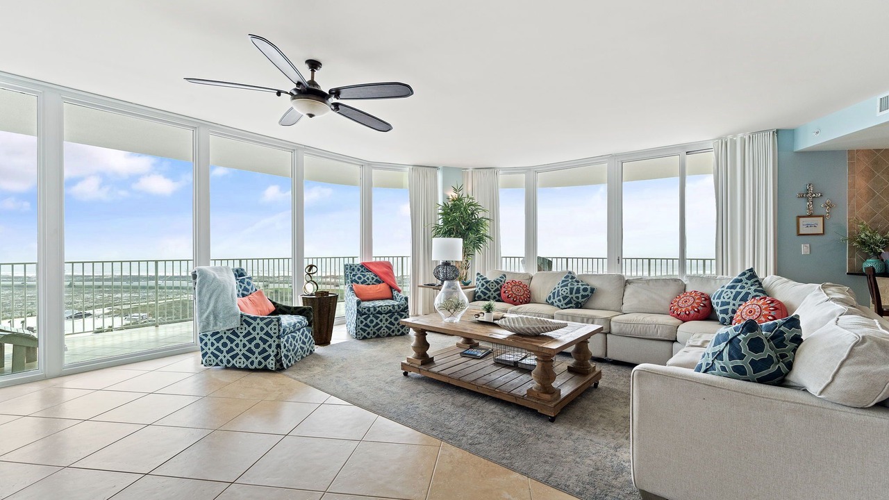 Photo of Livingroom in Orange Beach East
