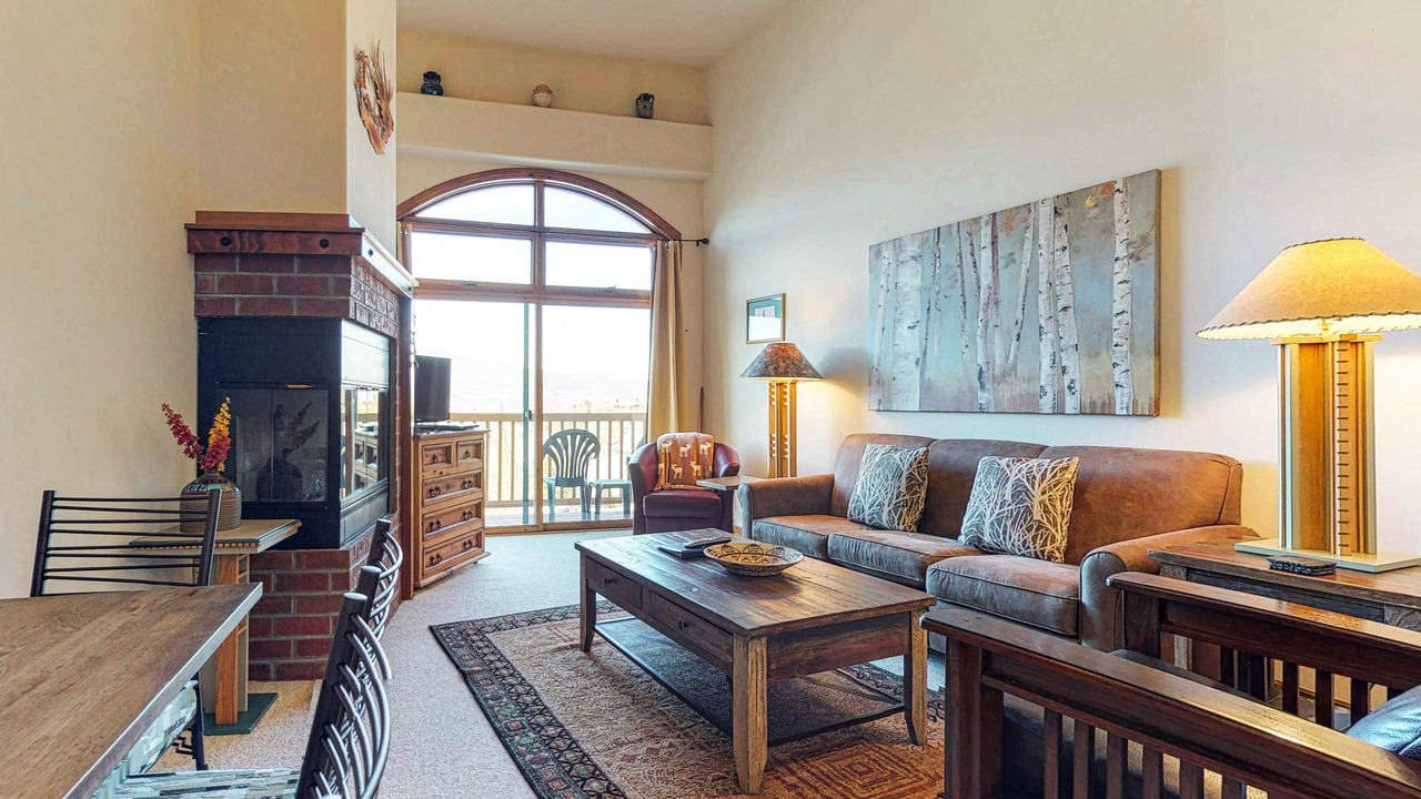Photo of Livingroom in Dillon