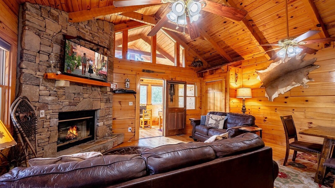 Photo of Livingroom in Wears Valley