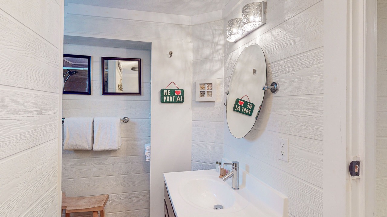 Photo of Bathroom in Port Aransas