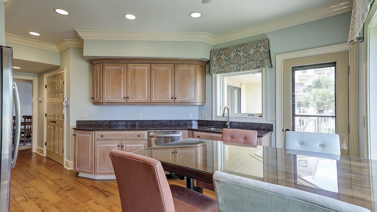 Photo of Kitchen in Beach Lagoon
