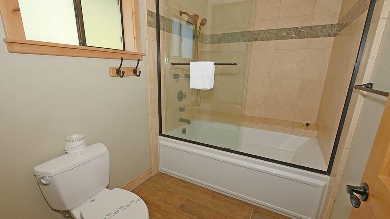 Photo of Bathroom in Tahoe Keys