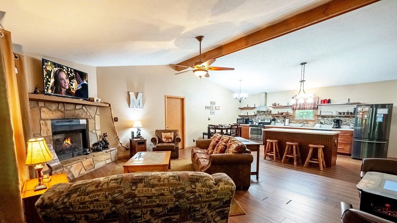 Photo of Livingroom in Wears Valley