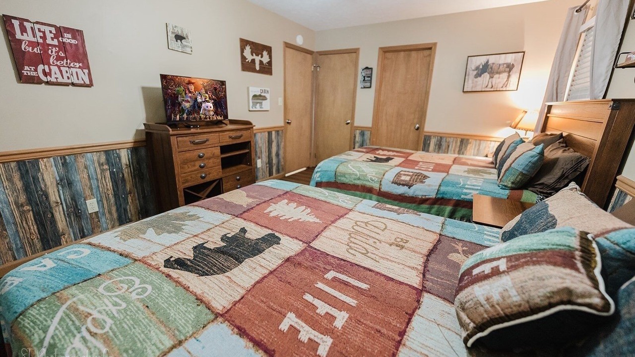 Photo of Bedroom in Wears Valley