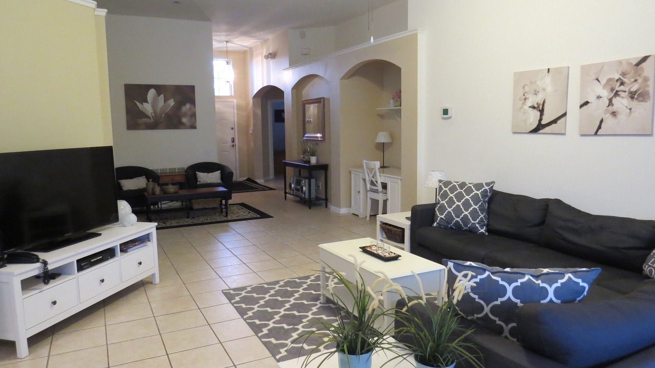 Photo of Livingroom in Windsor Palms