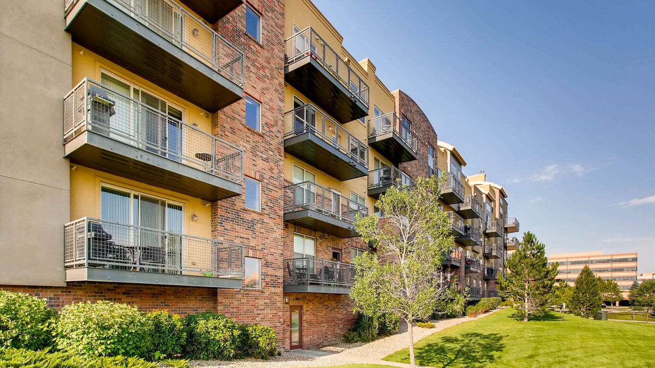 Photo of Outdoor in Englewood