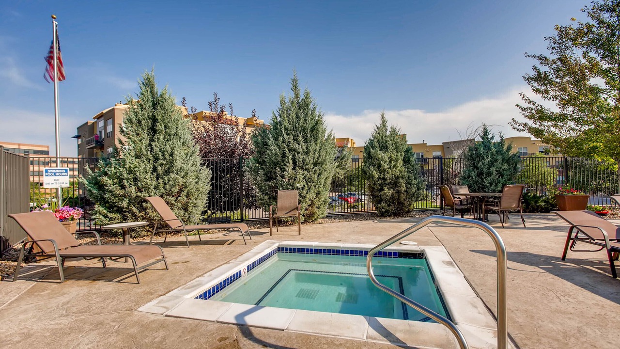 Photo of Outdoor in Englewood
