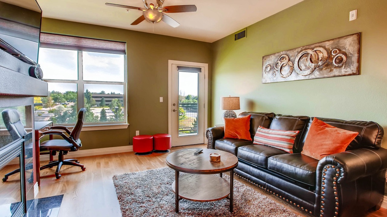 Photo of Livingroom in Englewood