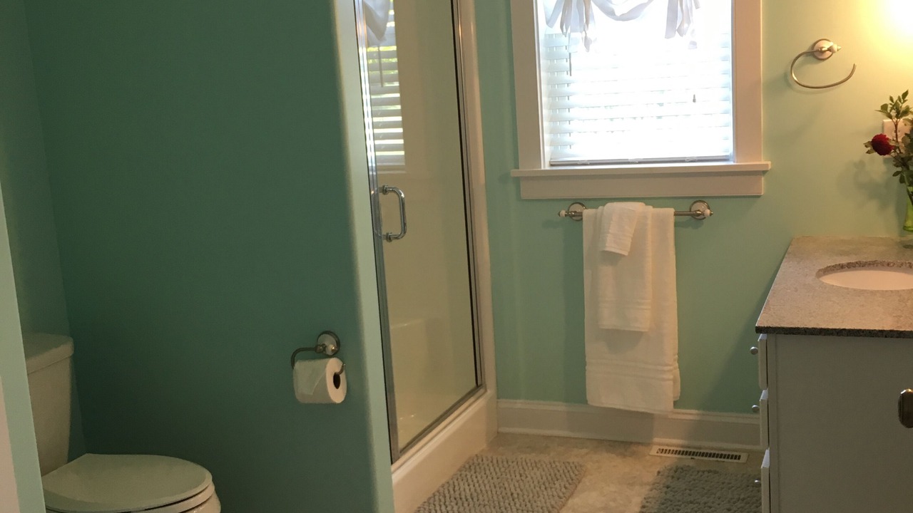 Photo of Bathroom in Gap