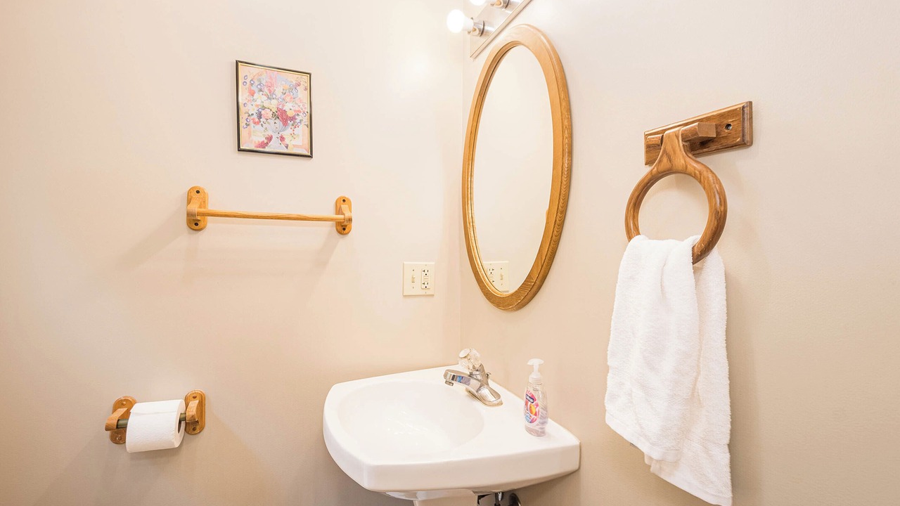Photo of Bathroom in Oakland