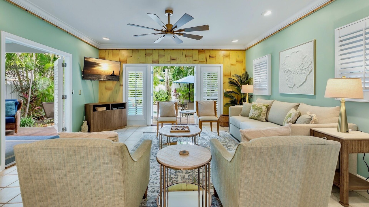 Photo of Livingroom in Bahama Village