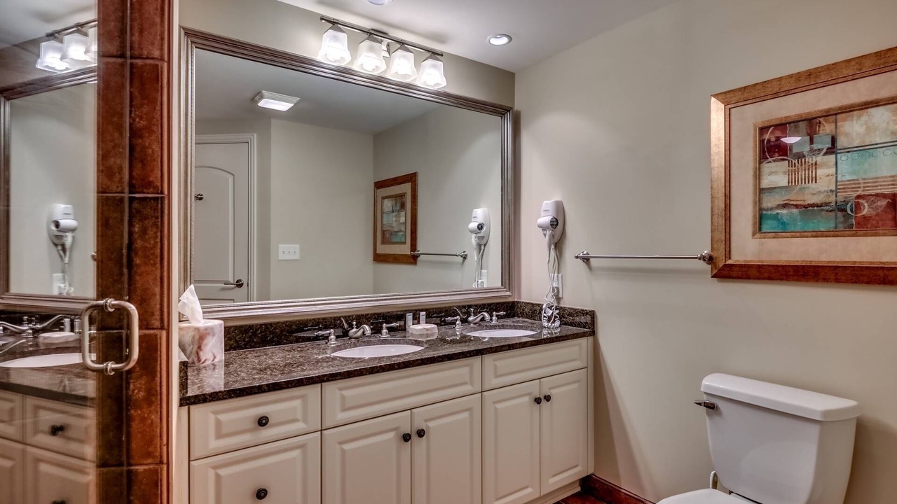 Photo of Bathroom in Windy Hill