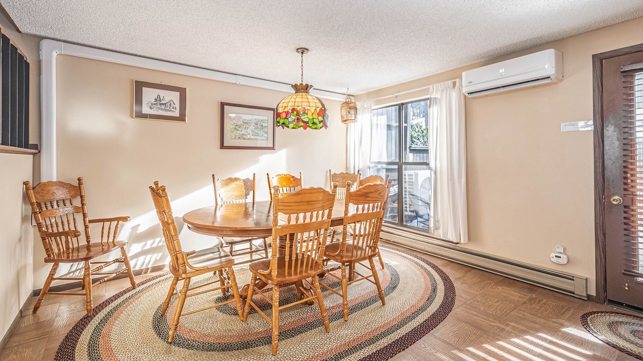 Photo of Livingroom in Blakeslee