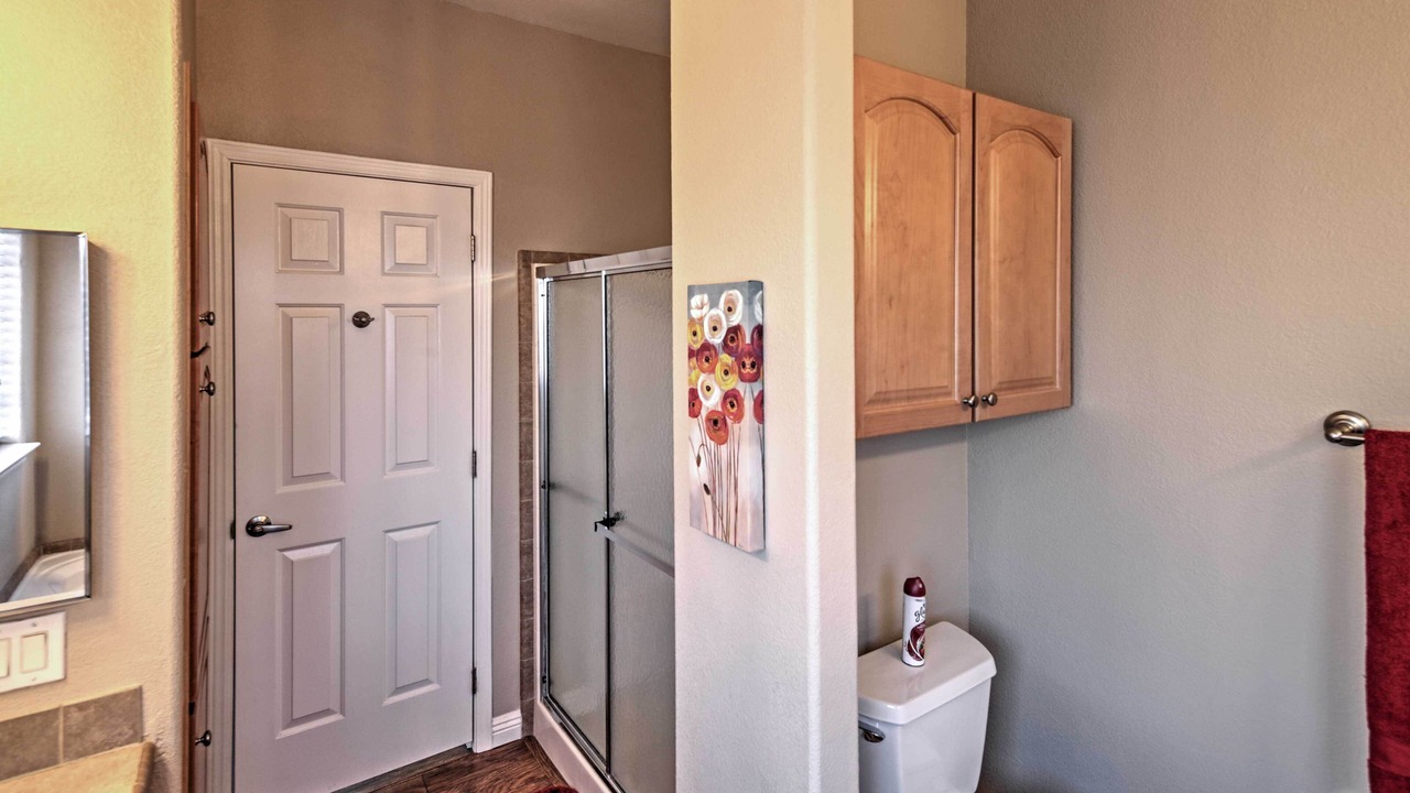 Photo of Bathroom in Needles