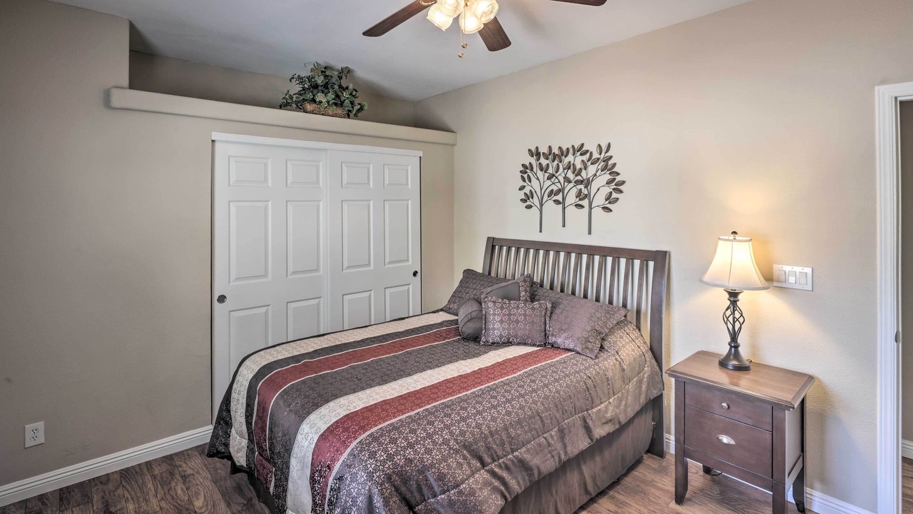 Photo of Bedroom in Needles