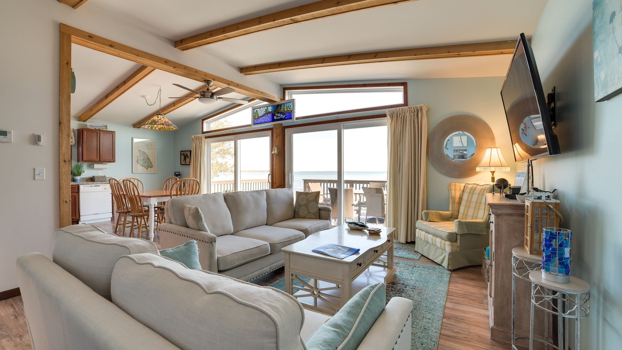 Photo of Livingroom in St Ignace