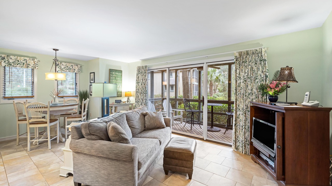 Photo of Livingroom in West Beach Village