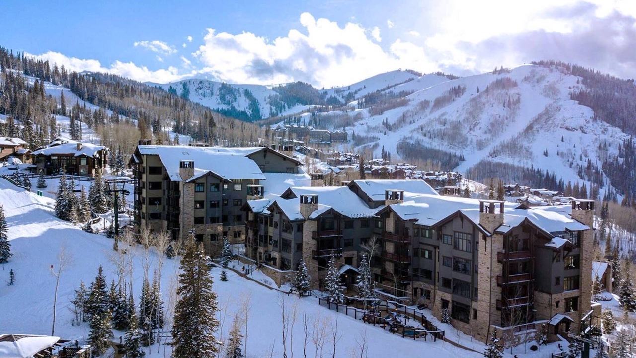 Photo of Others in Empire Pass