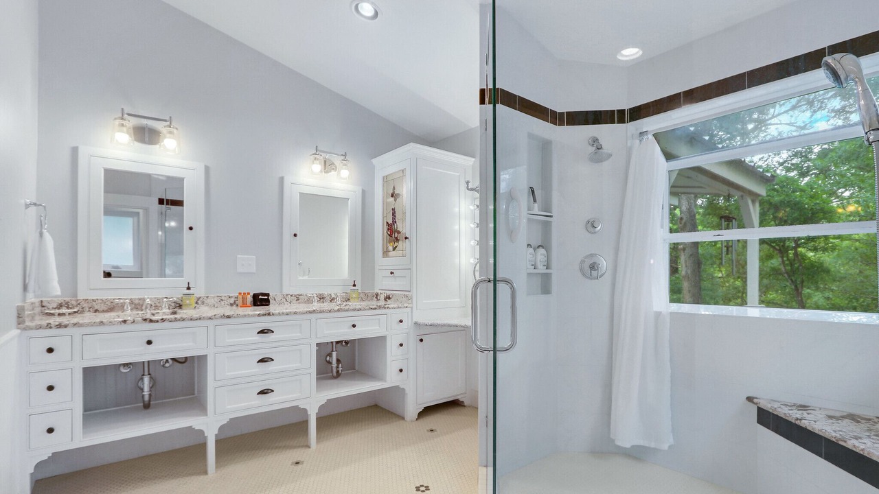 Photo of Bathroom in Wimberley