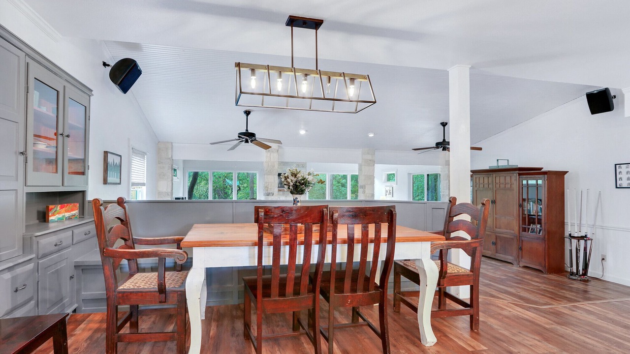 Photo of Bedroom in Wimberley