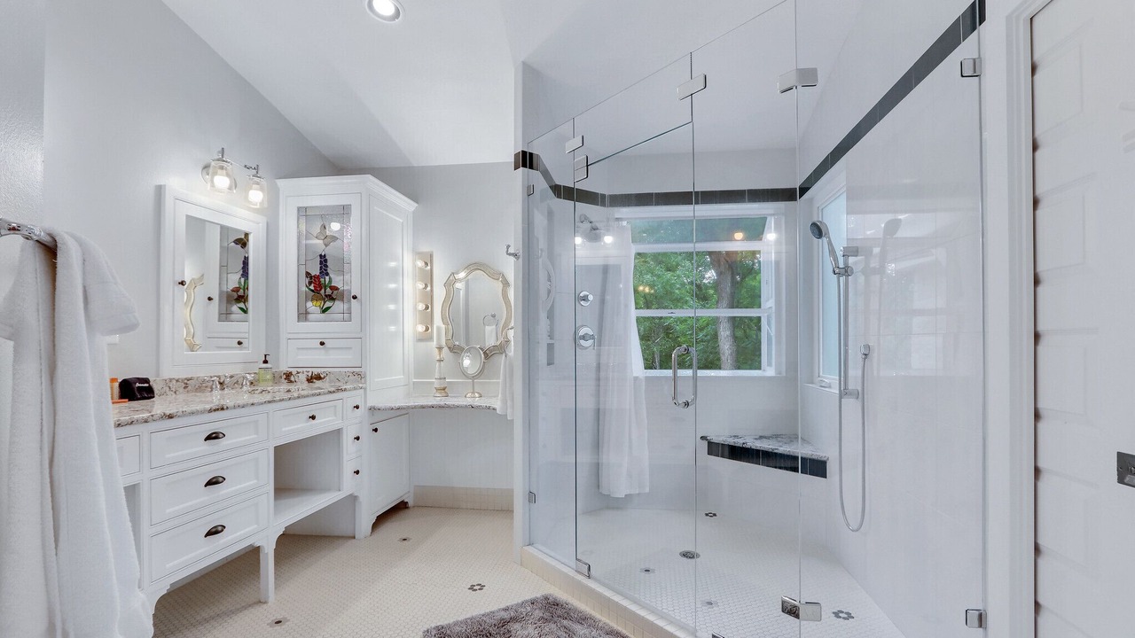 Photo of Bathroom in Wimberley