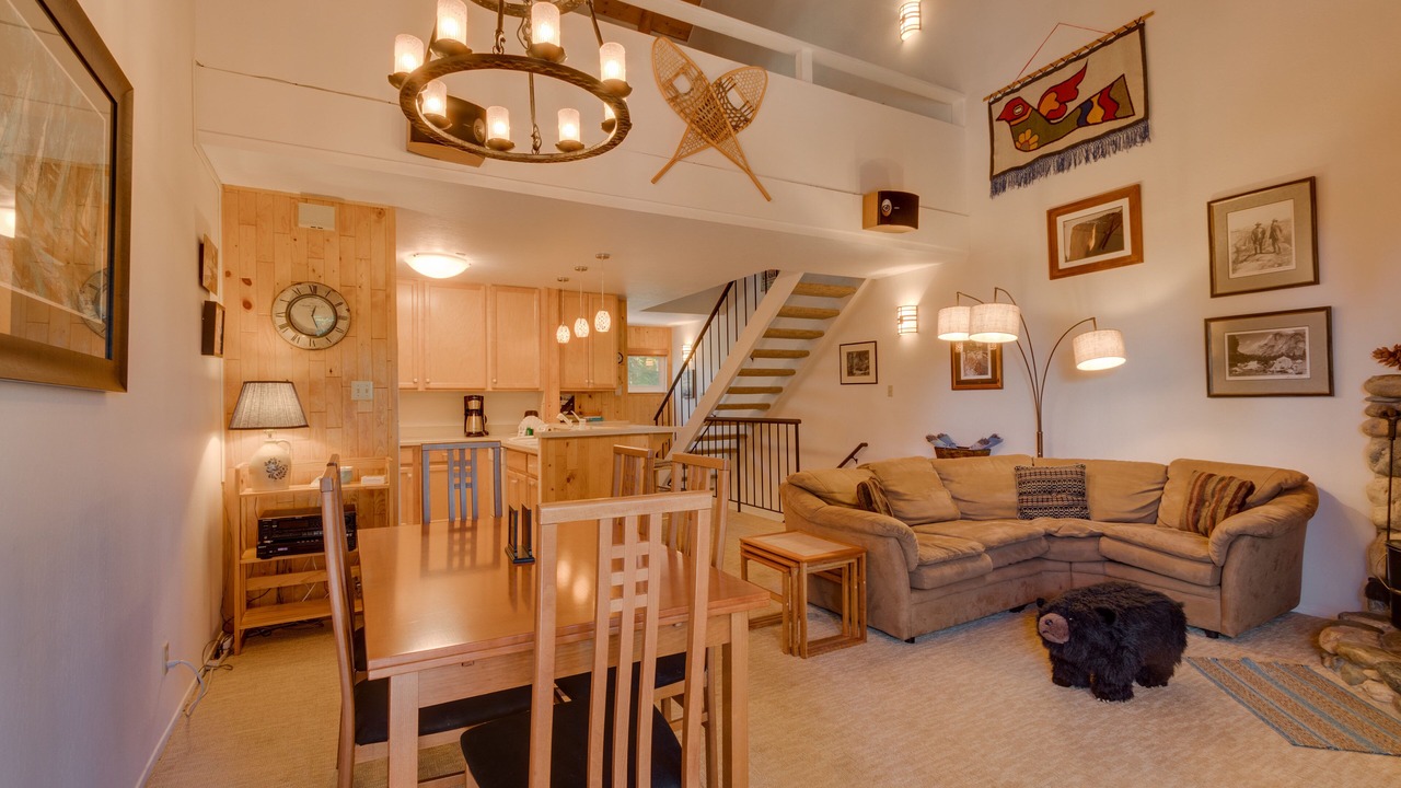 Photo of Livingroom in Carnelian Woods