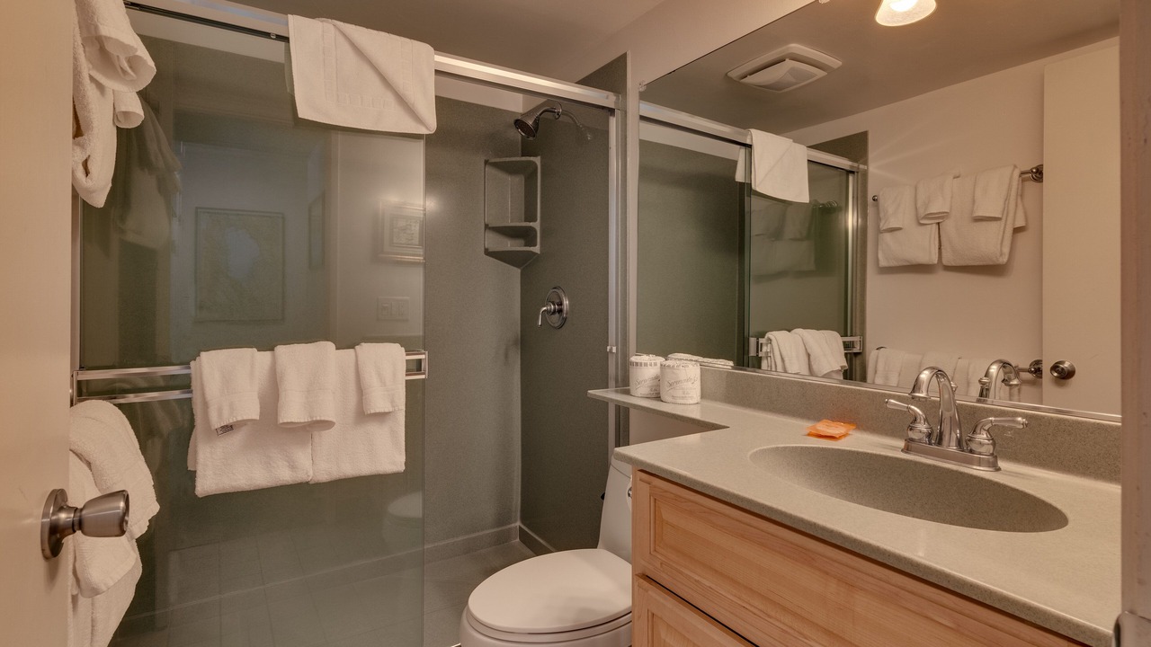Photo of Bathroom in Carnelian Woods