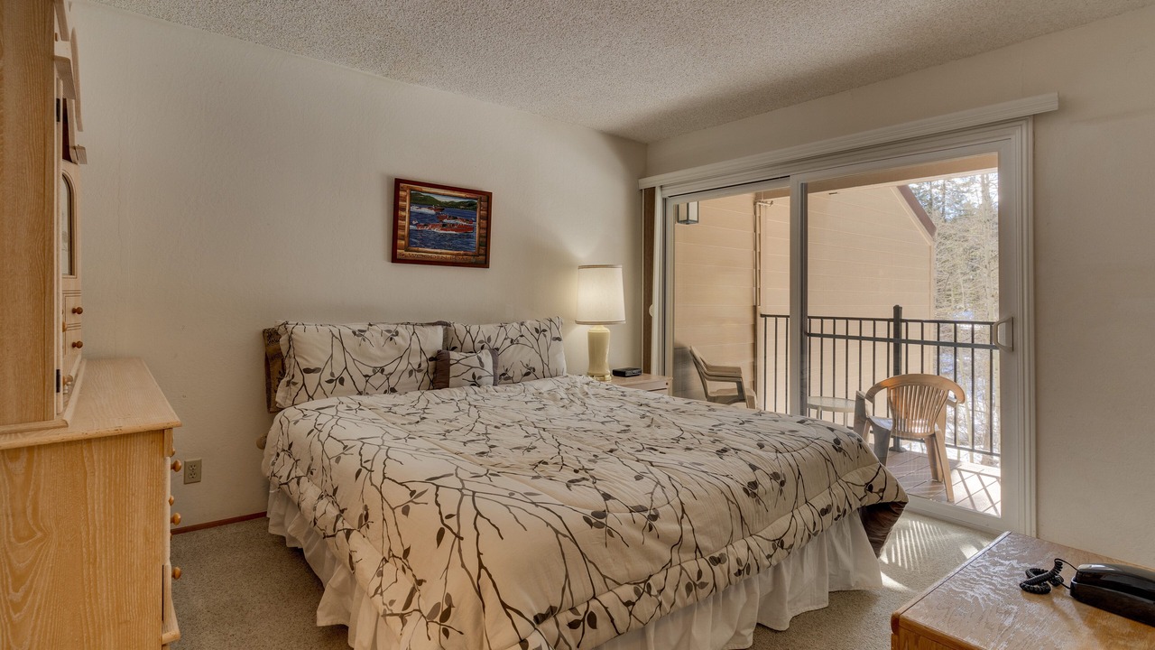 Photo of Bedroom in Carnelian Woods