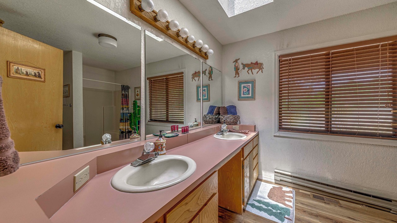 Photo of Bathroom in Alto