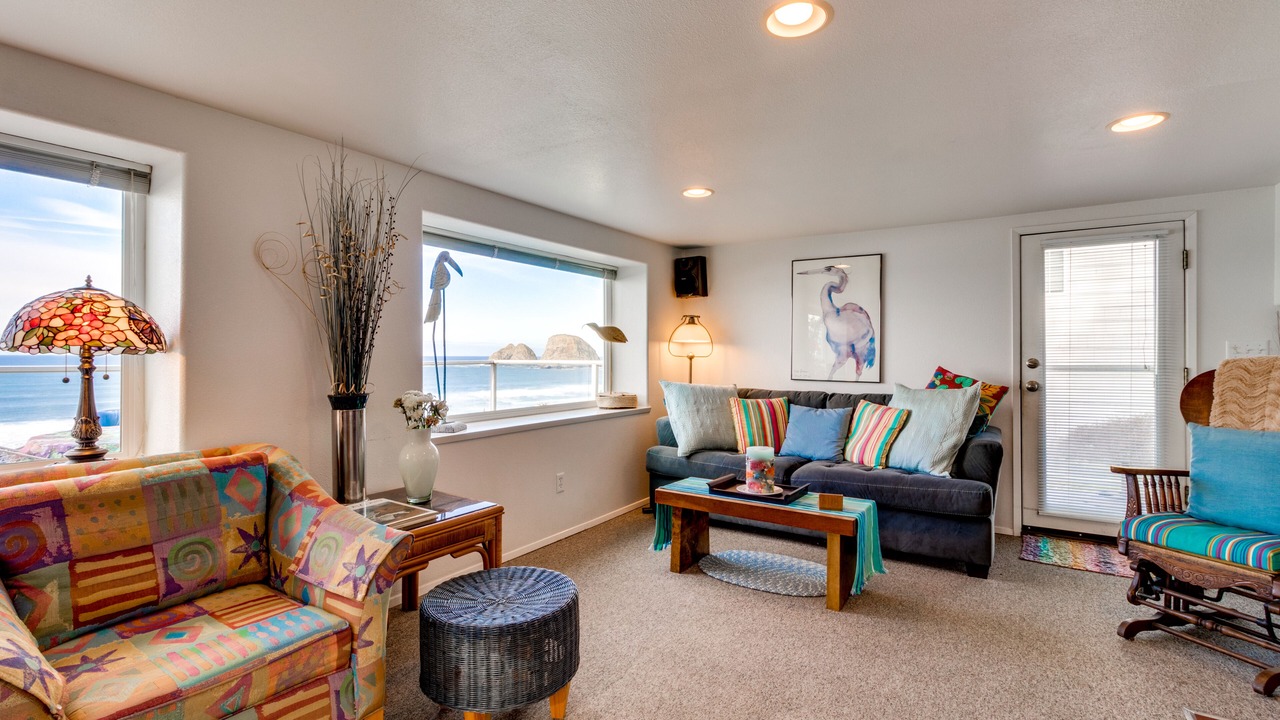 Photo of Livingroom in Oceanside