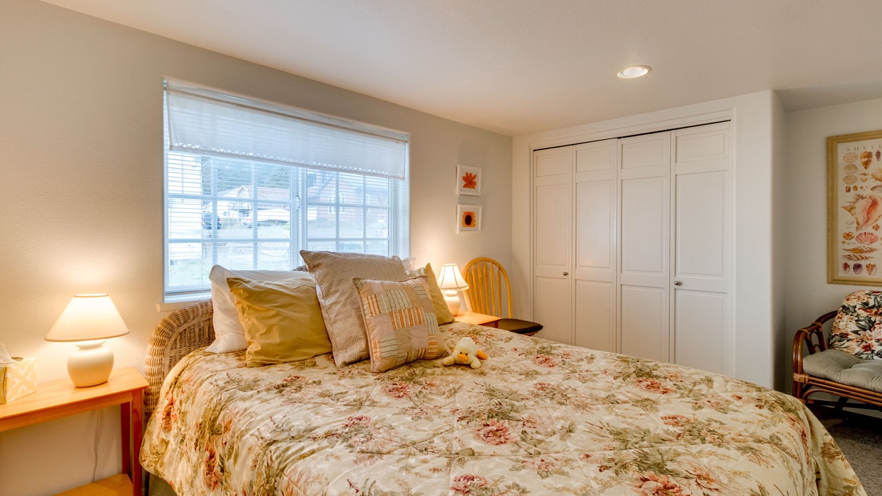 Photo of Bedroom in Oceanside
