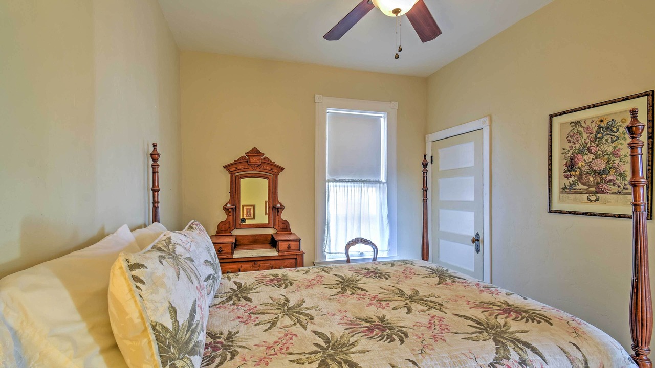 Photo of Bedroom in Colorado Springs
