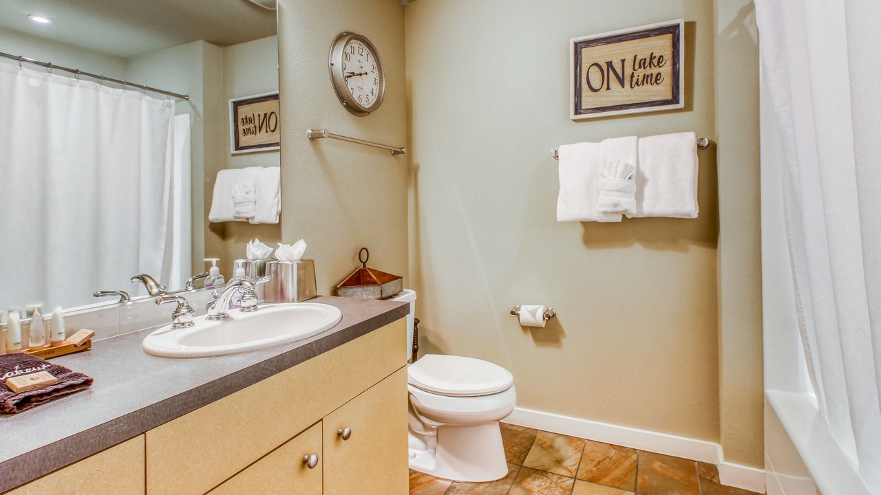 Photo of Bathroom in Chelan