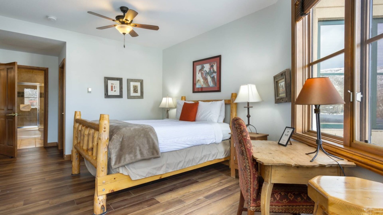 Photo of Bedroom in Avon