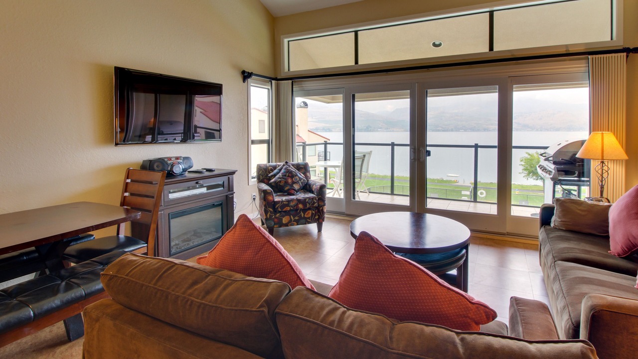 Photo of Livingroom in Chelan