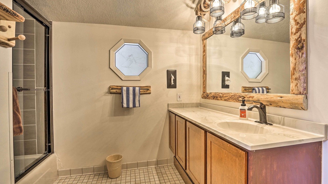 Photo of Bathroom in Silvercreek