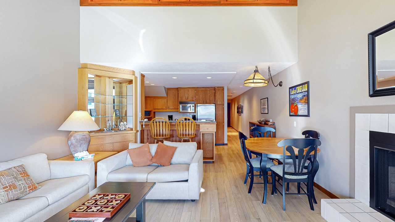 Photo of Livingroom in Chelan