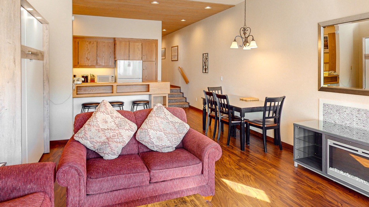 Photo of Livingroom in Chelan