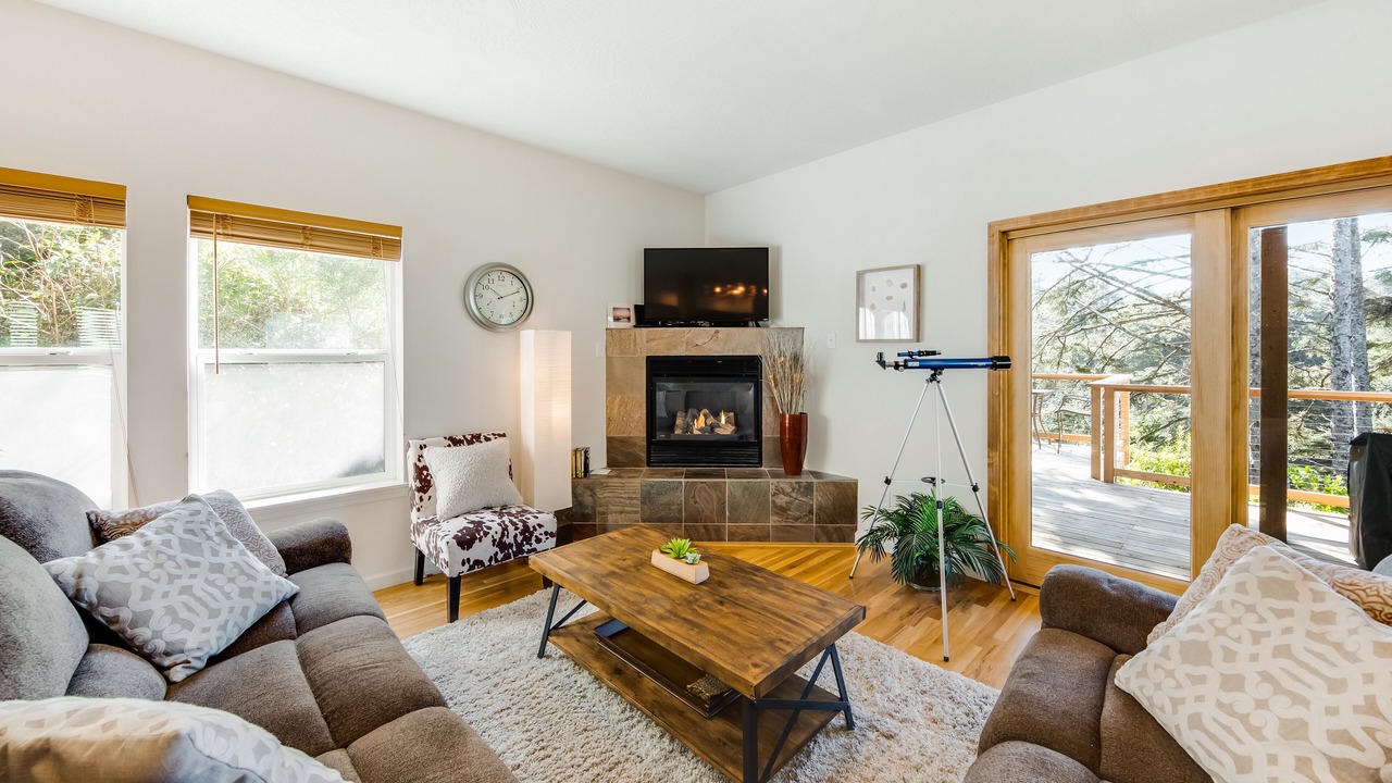 Photo of Livingroom in Agate Beach