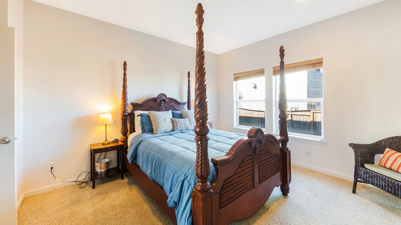 Photo of Bedroom in Agate Beach