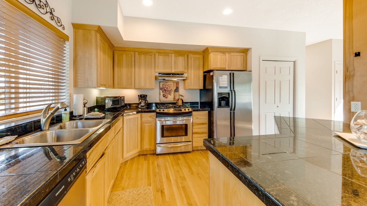 Photo of Kitchen in Agate Beach