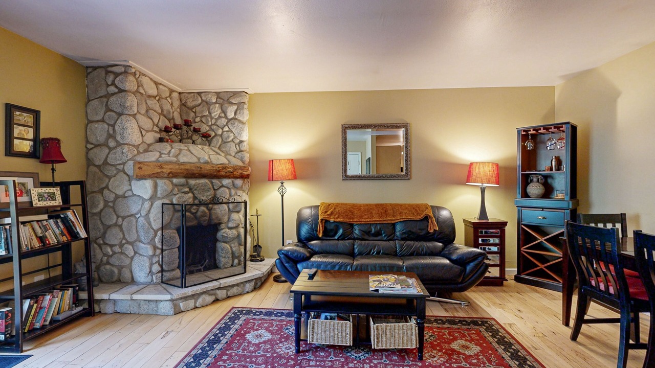 Photo of Livingroom in Vail