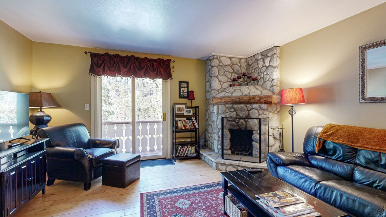 Photo of Livingroom in Vail