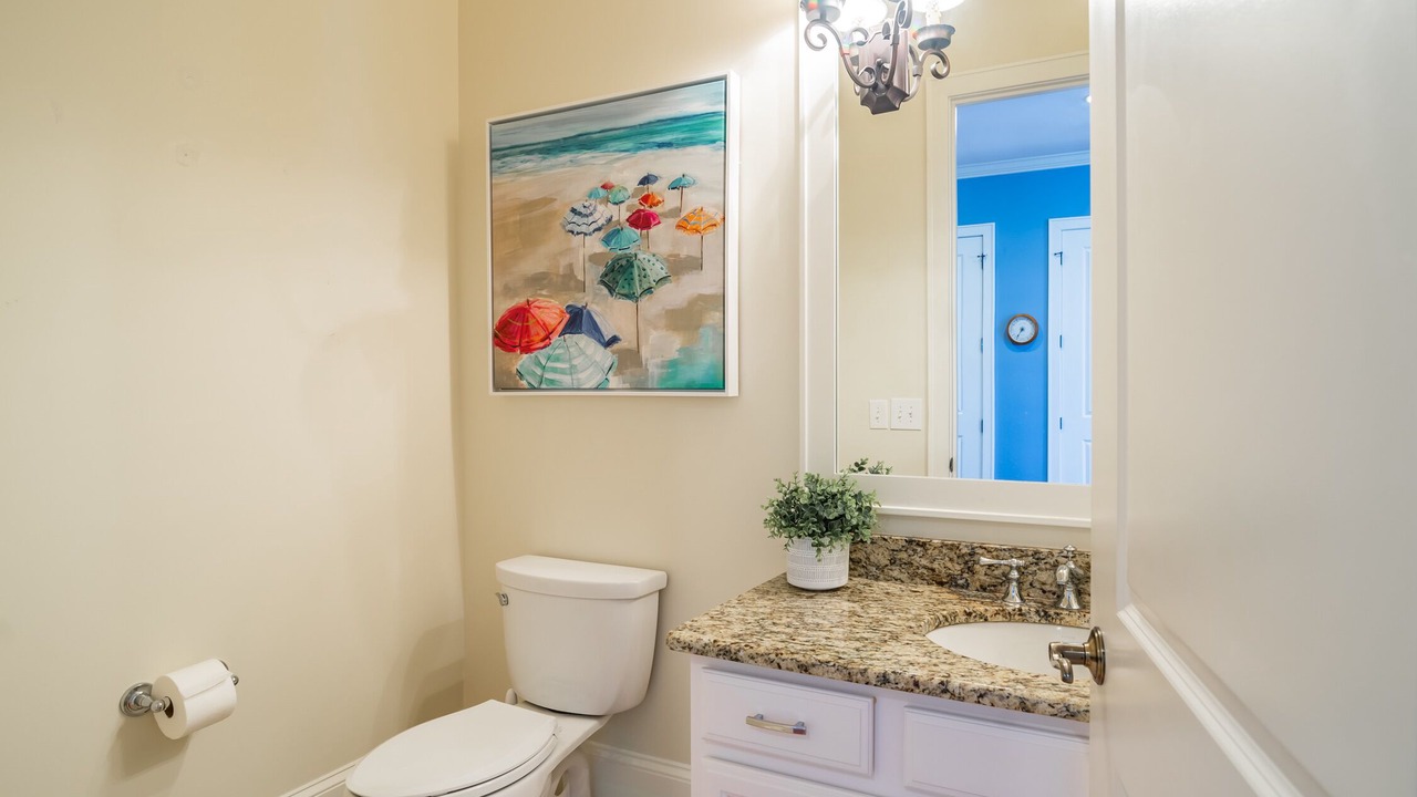 Photo of Bathroom in Debordieu Colony