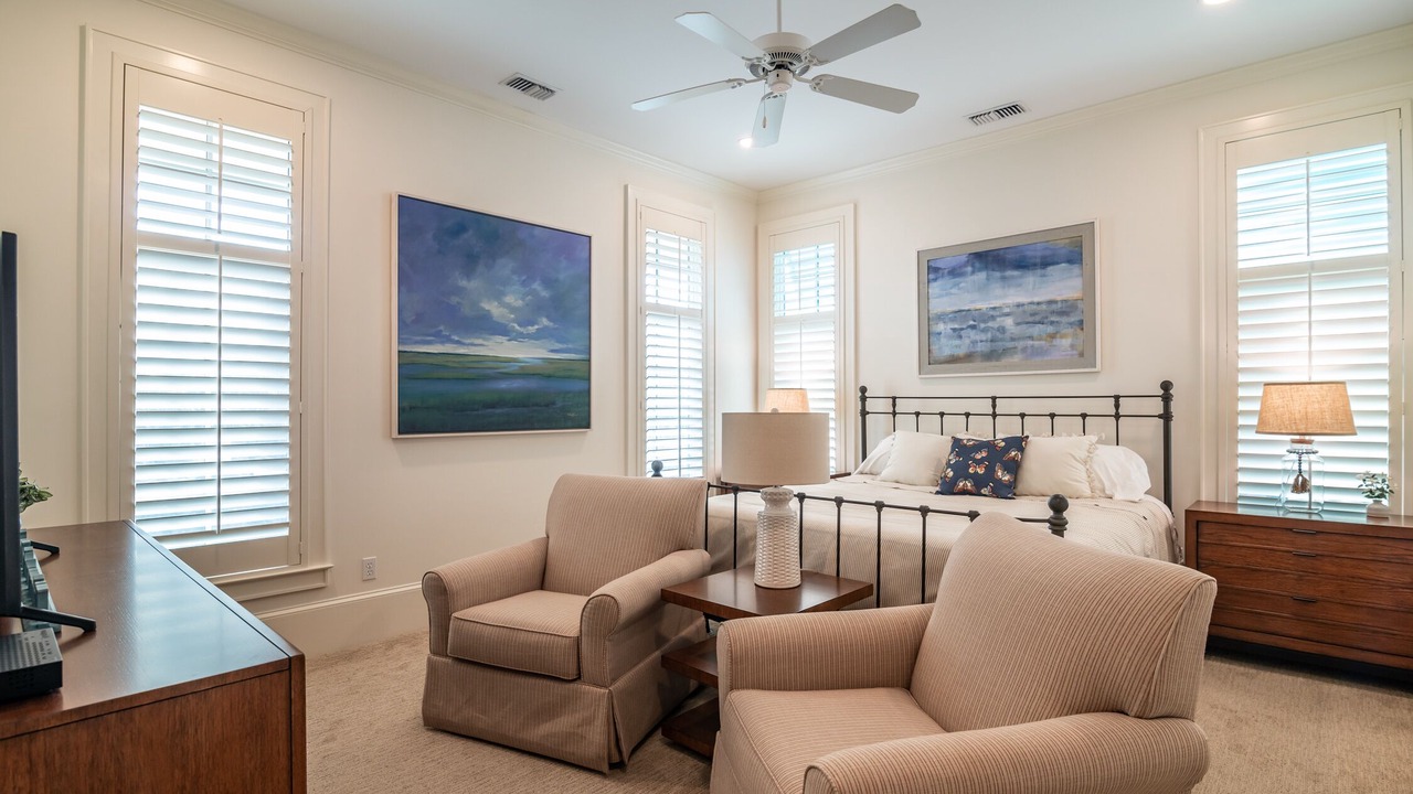 Photo of Bedroom in Debordieu Colony