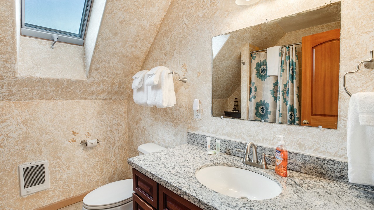 Photo of Bathroom in Rockaway Beach