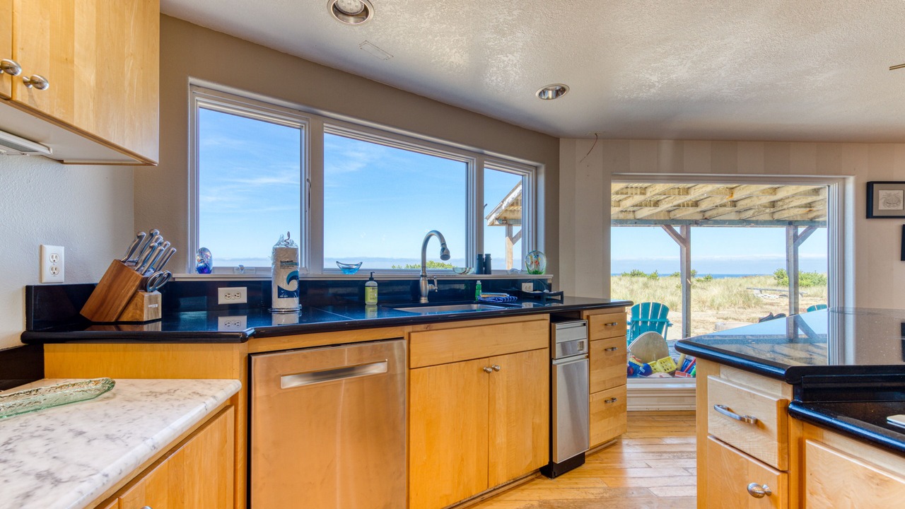 Photo of Kitchen in Rockaway Beach