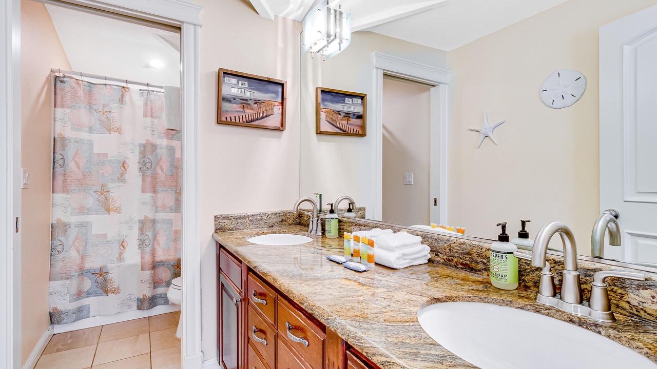 Photo of Bathroom in Rockaway Beach