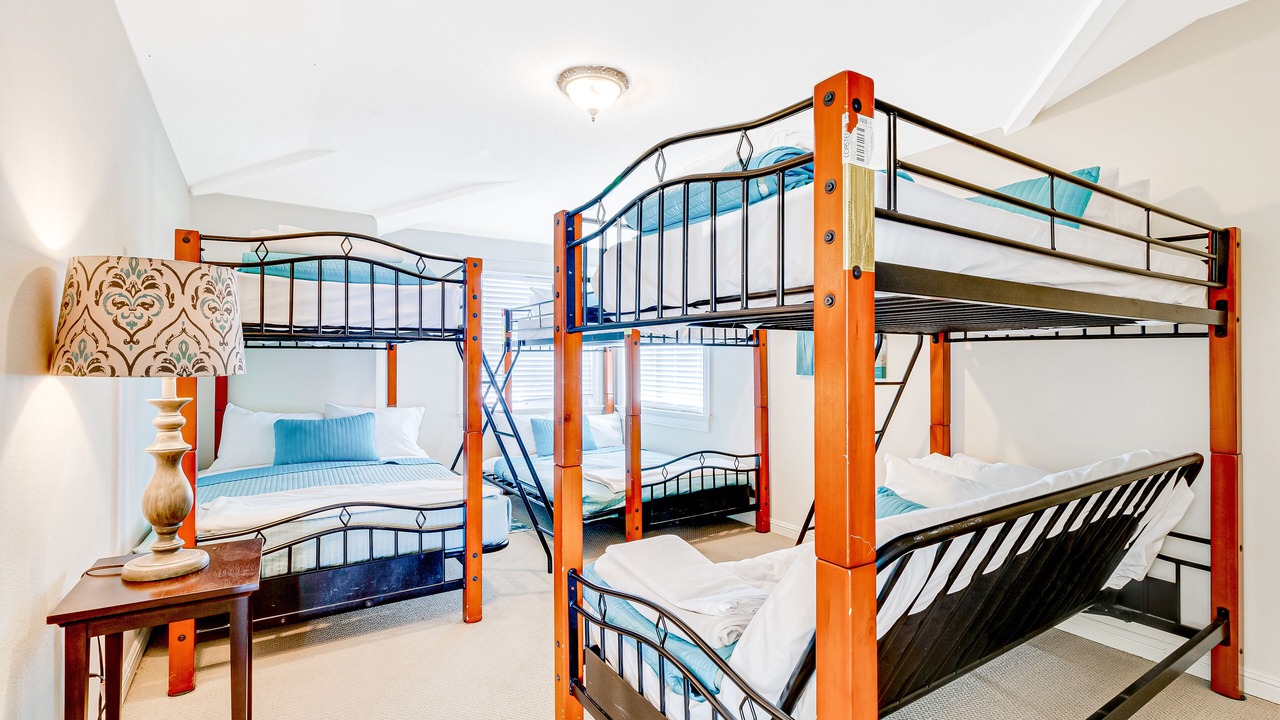 Photo of Bedroom in Rockaway Beach